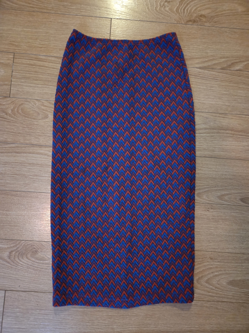American Apparel Red and Blue Chevron Knit Skirt